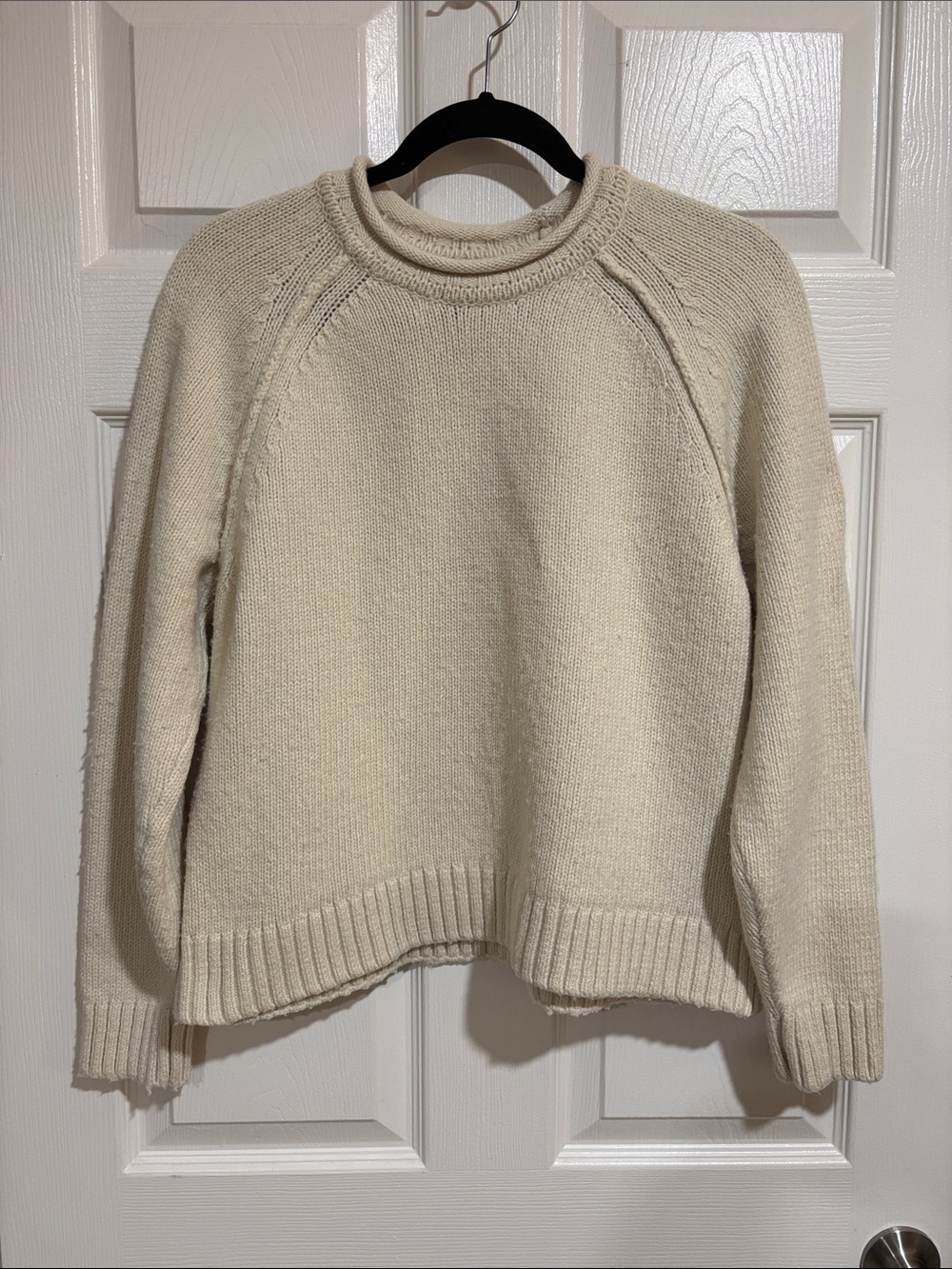 Abercrombie & Fitch Cream Raglan Roll Neck Sweater Men’s Size S
